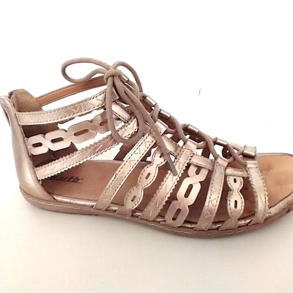EARTH - Gold Gladiator Sandals, 8.5 M - Picture 1 of 6